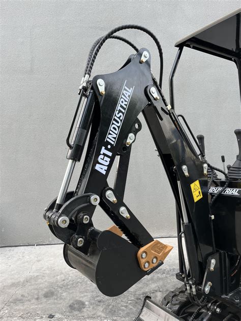 2024 agt qs12r mini excavator|qh12 mini excavator specs.